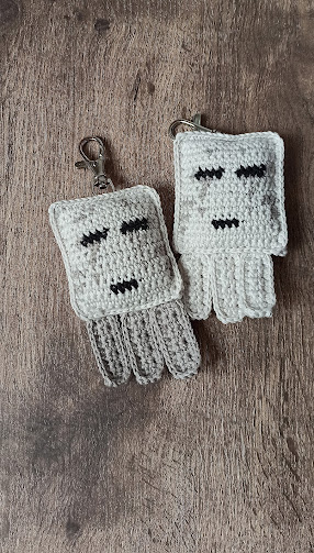 Ghast Minecraft keychain