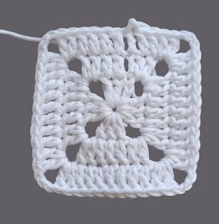 Solid granny square